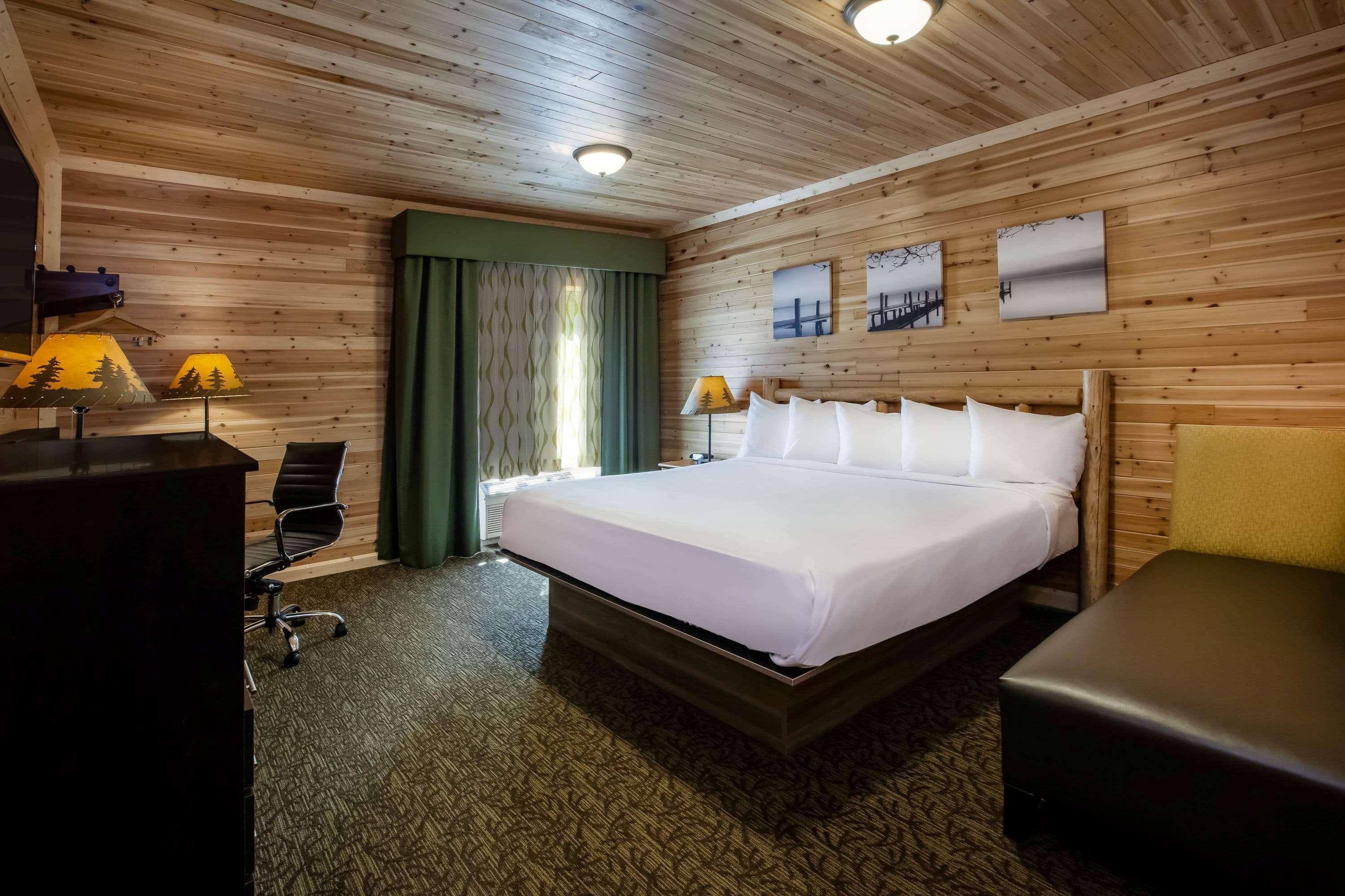 Days Inn By Wyndham Cadillac Exteriér fotografie